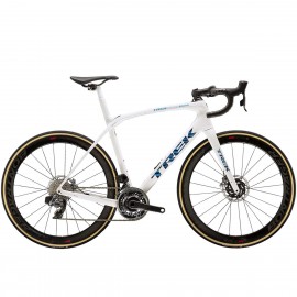 2022 Trek Domane SLR 9 eTap Road Bike